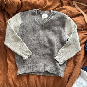 Rudy Jude Two-Toned V-Neck Sweater